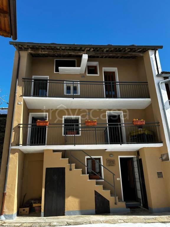 appartamento in vendita a Frassinetto in zona Chiapinetto