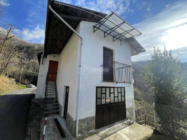 casa indipendente in vendita a Frassinetto