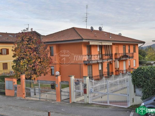 appartamento in vendita a Front