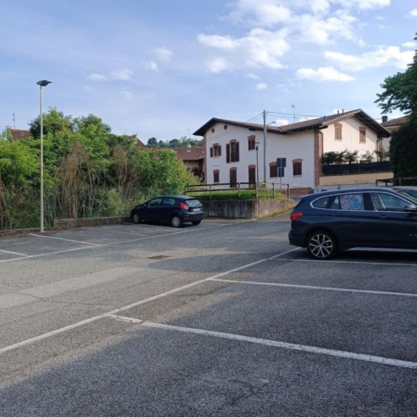 appartamento in vendita a Front
