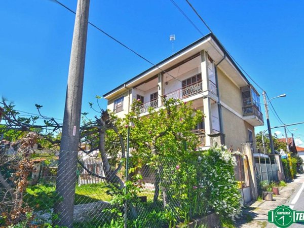 appartamento in vendita a Front