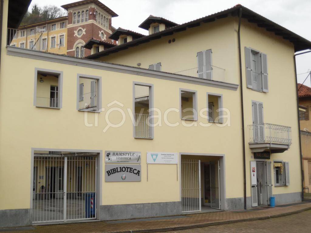 appartamento in vendita a Front