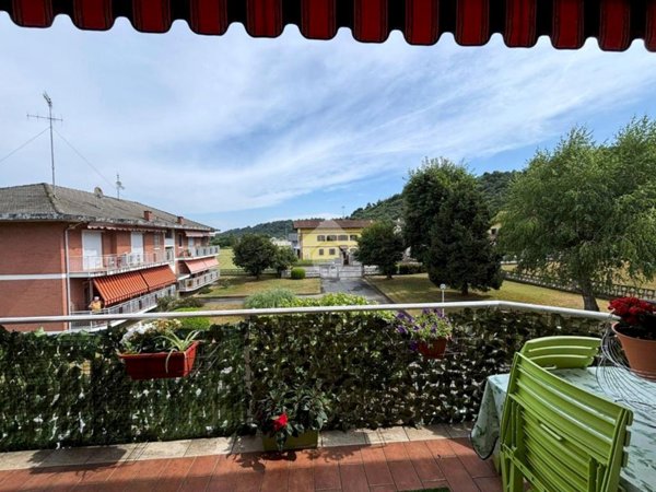 appartamento in vendita a Front