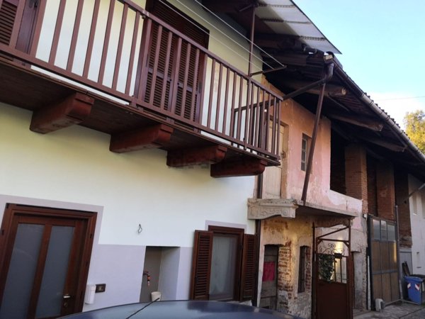 appartamento in vendita a Front