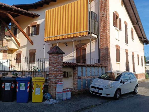 appartamento in vendita a Front