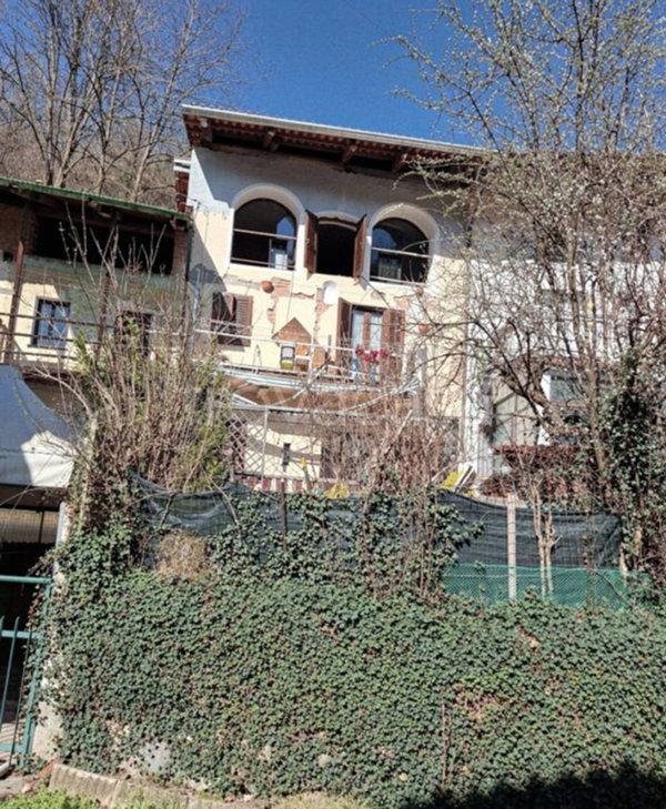 villetta a schiera in vendita a Front