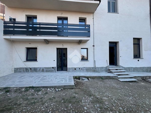 pentavano in vendita a Front in zona Ceretti