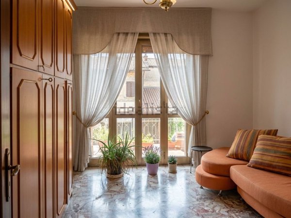 appartamento in vendita a Front
