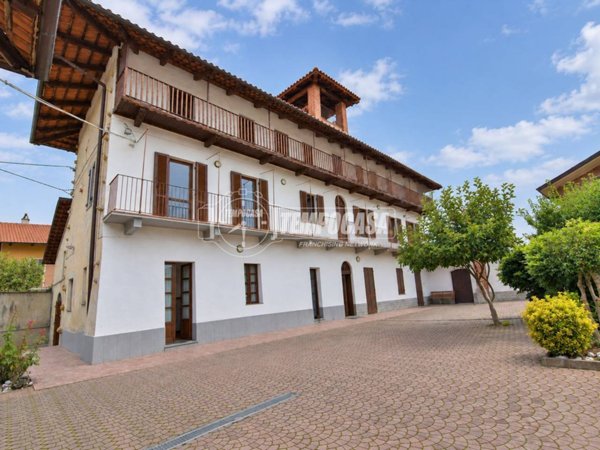 casa indipendente in vendita a Front in zona Ceretti