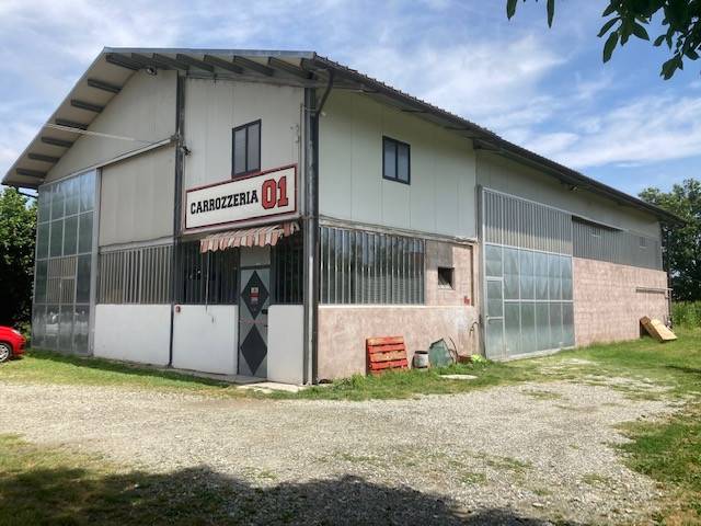 locale commerciale in vendita a Frossasco