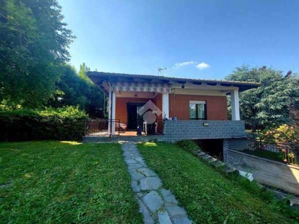 casa indipendente in vendita a Frossasco
