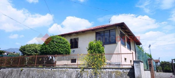 casa indipendente in vendita a Frossasco