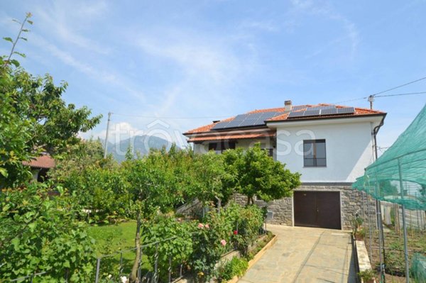 casa indipendente in vendita a Frossasco