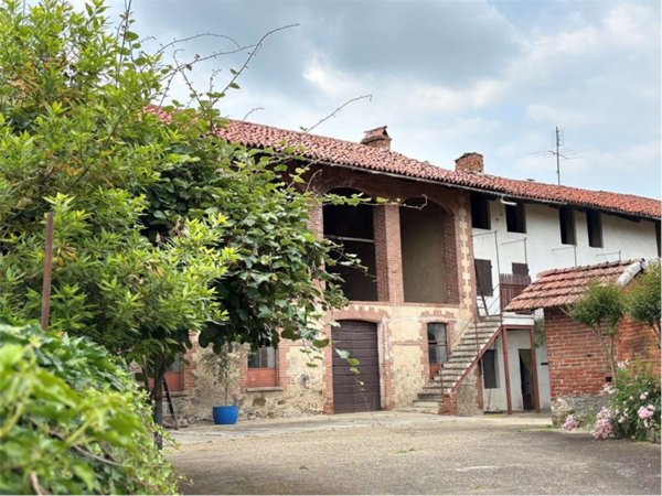 casa indipendente in vendita a Frossasco
