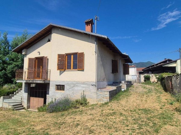 casa indipendente in vendita a Frossasco