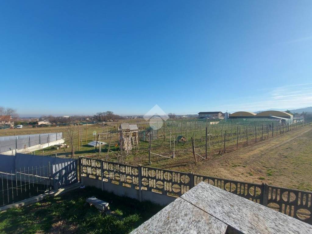 casa indipendente in vendita a Frossasco