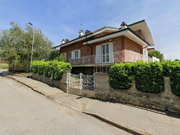 casa indipendente in vendita a Frossasco