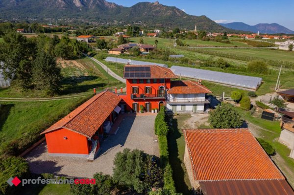 casale in vendita a Frossasco