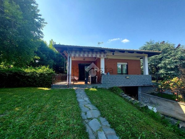 casa indipendente in vendita a Frossasco