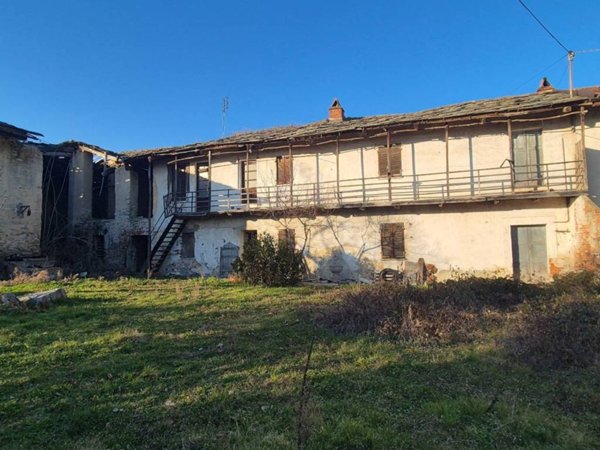 casa indipendente in vendita a Frossasco