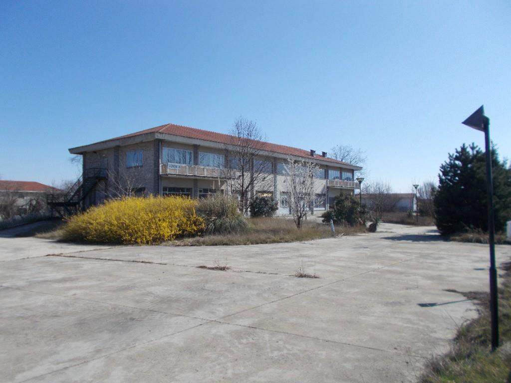 locale commerciale in vendita a Frossasco