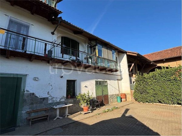 casa indipendente in vendita a Frossasco