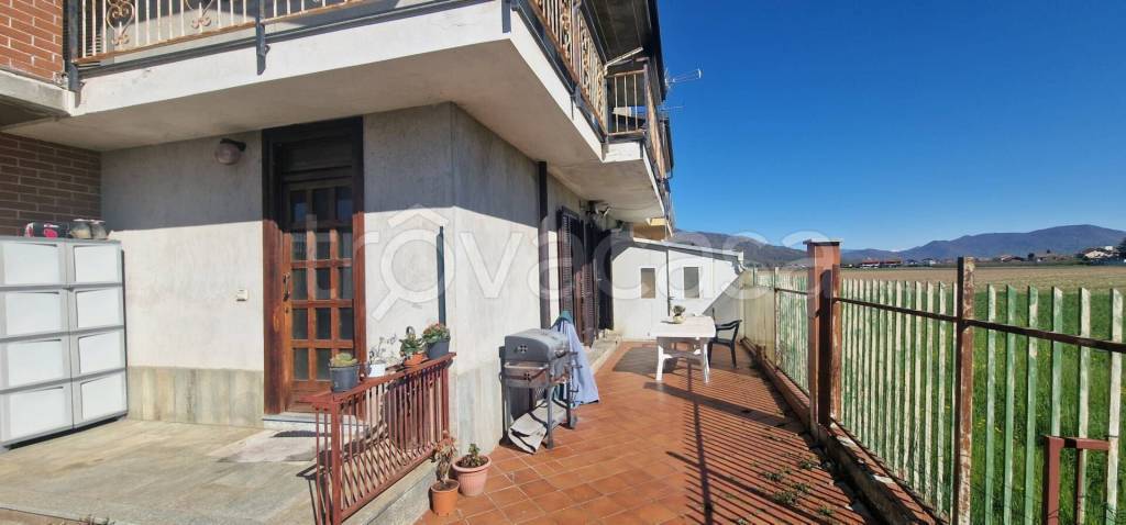 casa indipendente in vendita a Frossasco