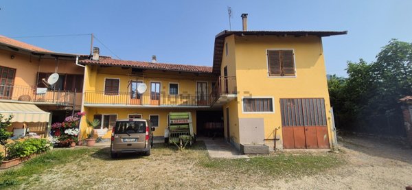 casa indipendente in vendita a Frossasco