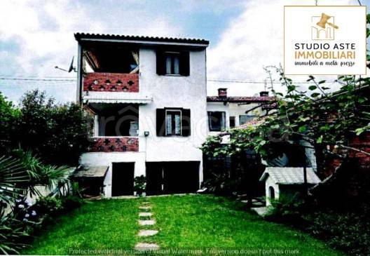 casa indipendente in vendita a Frossasco