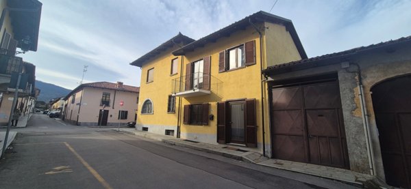 casa indipendente in vendita a Frossasco
