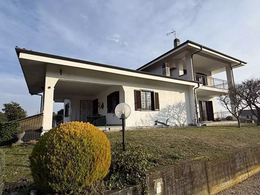 casa indipendente in vendita a Frossasco