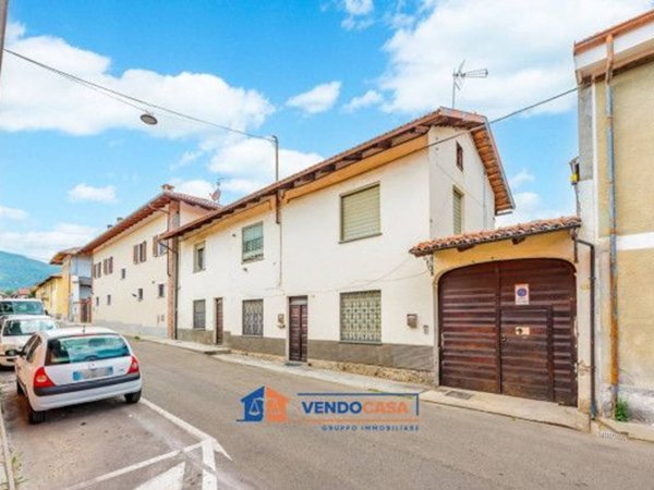 casa indipendente in vendita a Frossasco