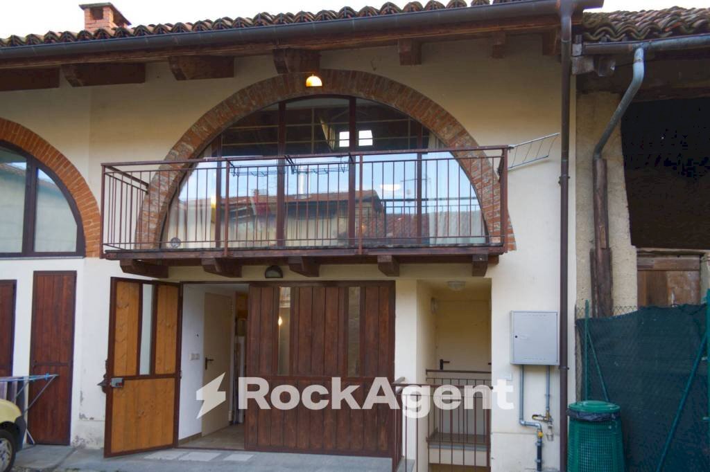 casa indipendente in vendita a Frossasco
