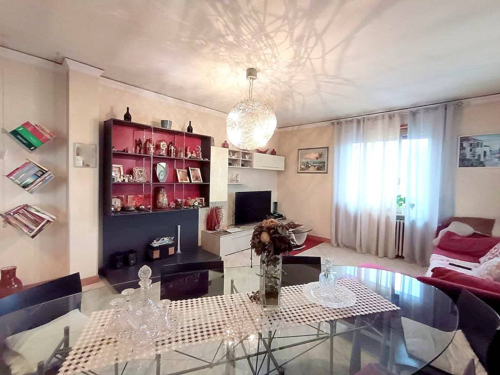 casa indipendente in vendita a Frossasco