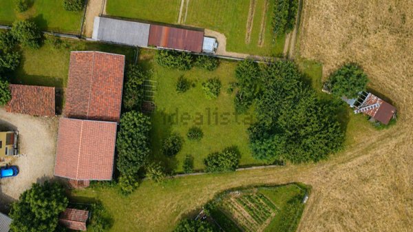 casa indipendente in vendita a Frossasco