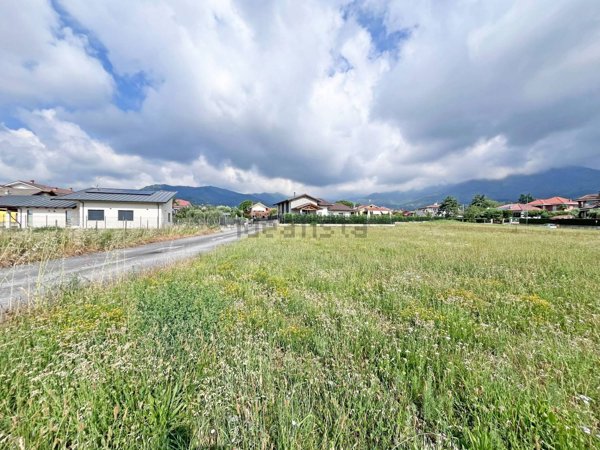 terreno edificabile in vendita a Frossasco