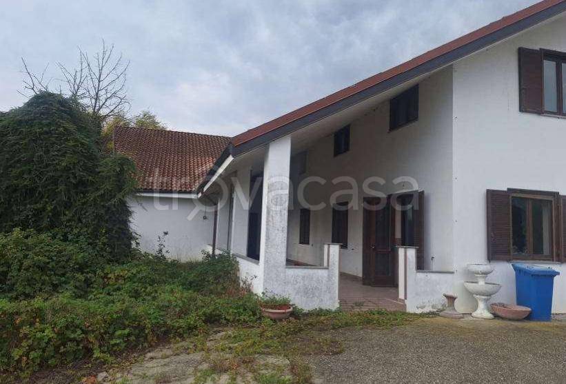 negozio in vendita a Frossasco