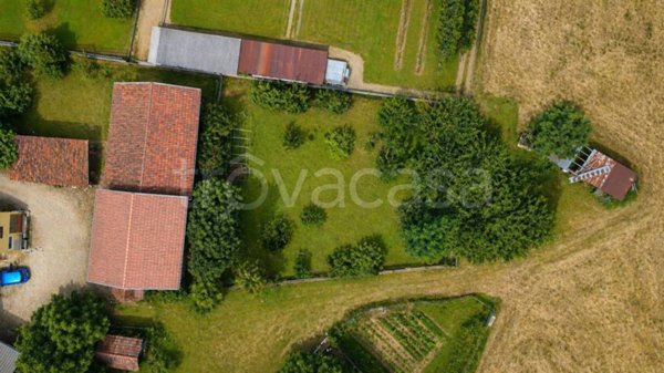 casa indipendente in vendita a Frossasco