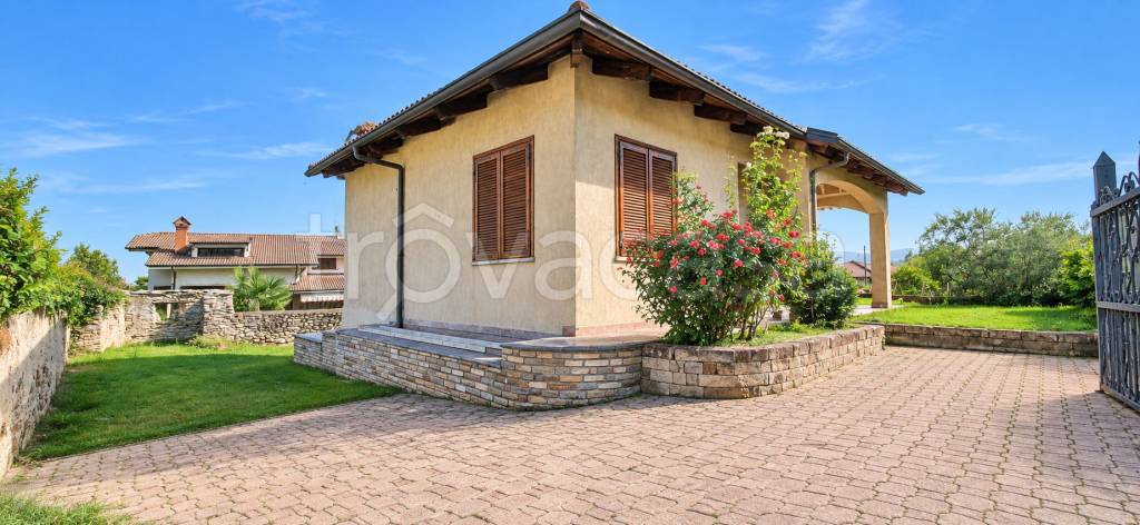casa indipendente in vendita a Frossasco