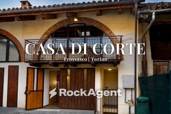 casa indipendente in vendita a Frossasco