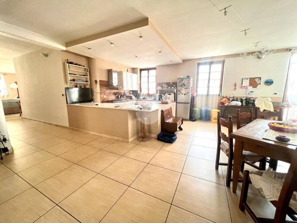 casa indipendente in vendita a Gassino Torinese