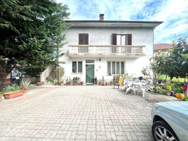 casa indipendente in vendita a Gassino Torinese
