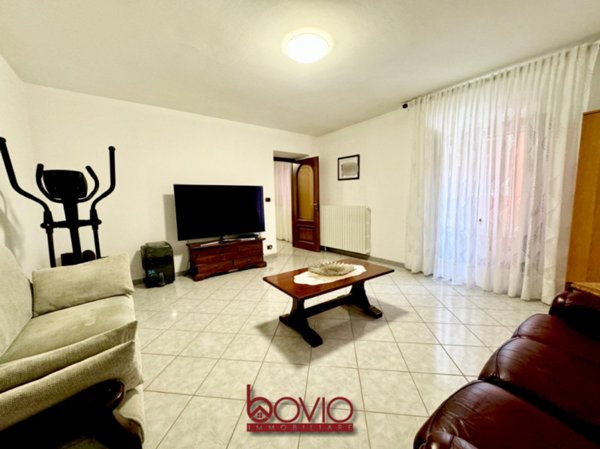 casa indipendente in vendita a Gassino Torinese