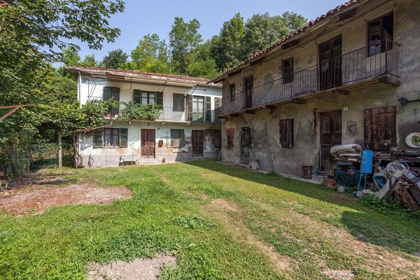 negozio in vendita a Gassino Torinese in zona Bardassano