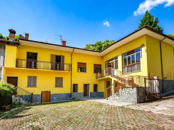 casa indipendente in vendita a Gassino Torinese in zona Bussolino