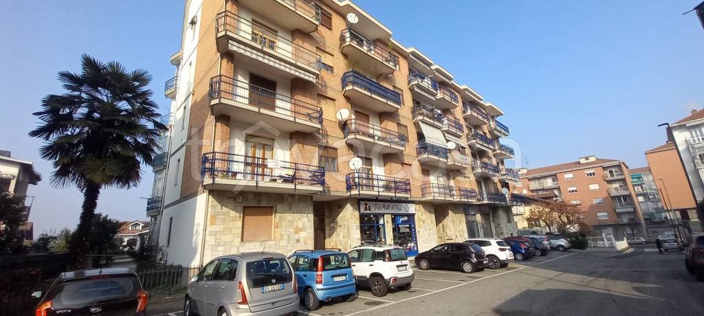 appartamento in vendita a Gassino Torinese