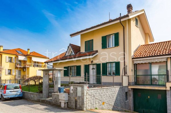 casa indipendente in vendita a Gassino Torinese