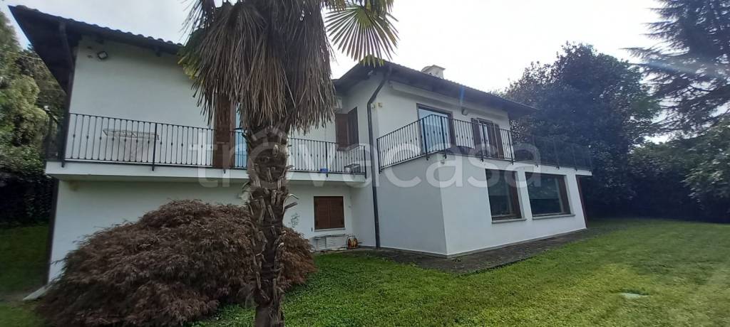 casa indipendente in vendita a Gassino Torinese
