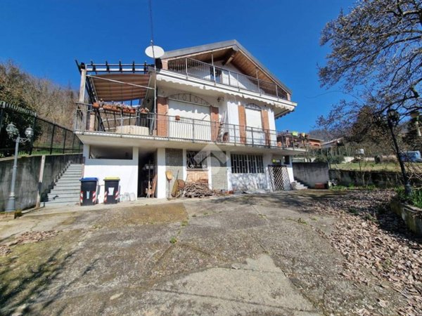 casa indipendente in vendita a Gassino Torinese