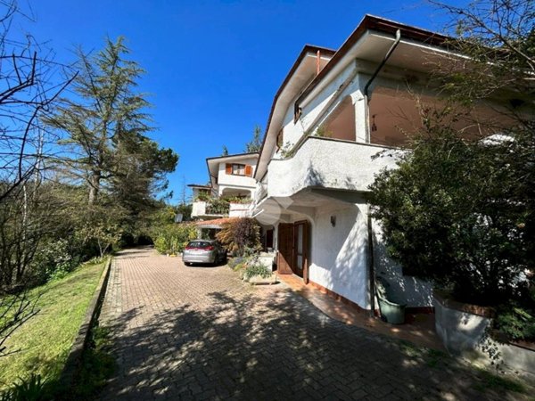 casa indipendente in vendita a Gassino Torinese